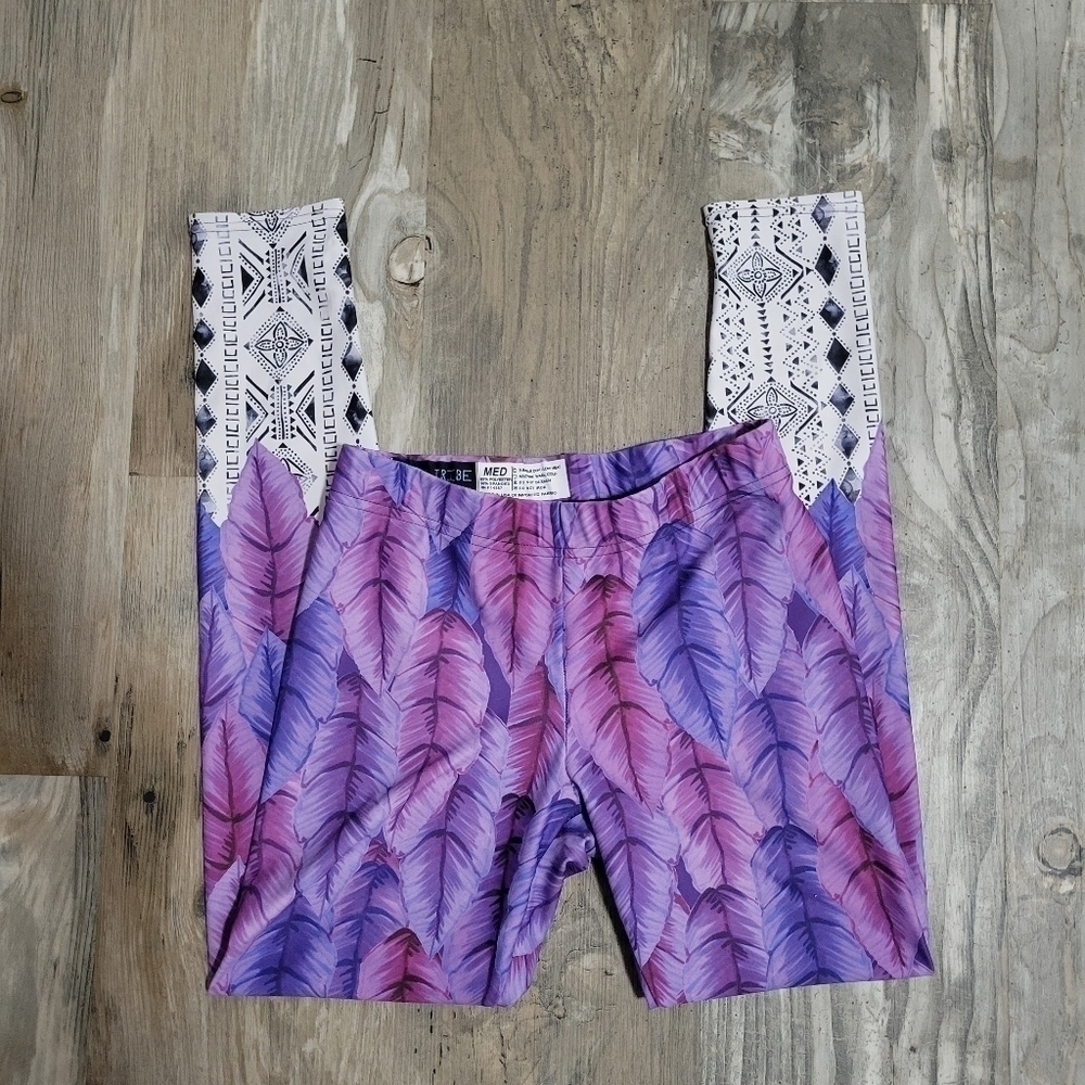 Nalu Tribe by Scatzi Brown size medium